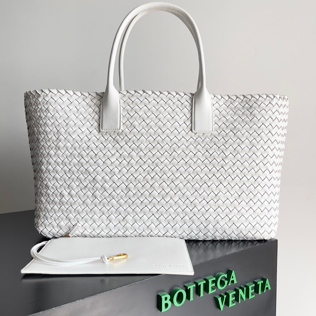 Bottega Veneta BV 608811 Large Cabat Bag Bv0012 - Default Title - View 1
