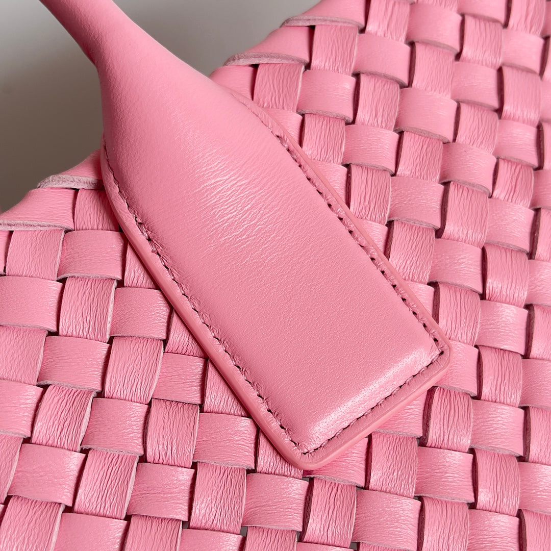 Bottega Veneta BV 608811 Large Cabat Bag Bv0013