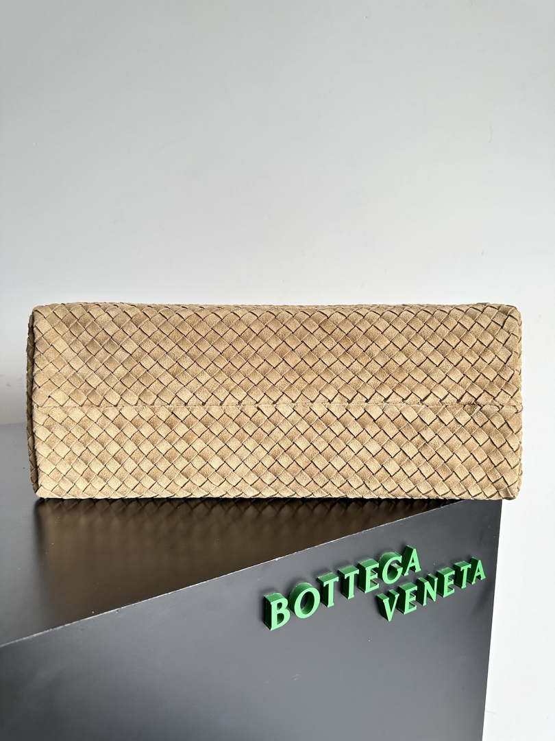 Bottega Veneta BV 608811 Large Cabat Bag Bv0014 - Default Title - View 4