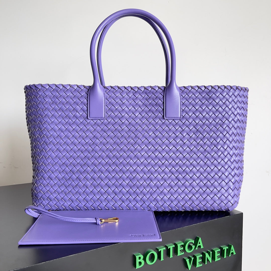 Bottega Veneta BV 608811 Large Cabat Bag Bv0018 - Default Title - View 1