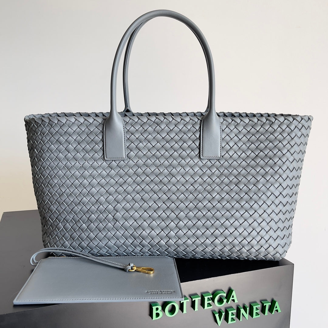 Bottega Veneta BV 608811 Large Cabat Bag Bv0018 - Default Title - View 1