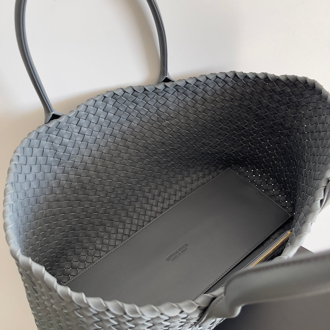 Bottega Veneta BV 608811 Large Cabat Bag Bv0018 - Default Title - View 9