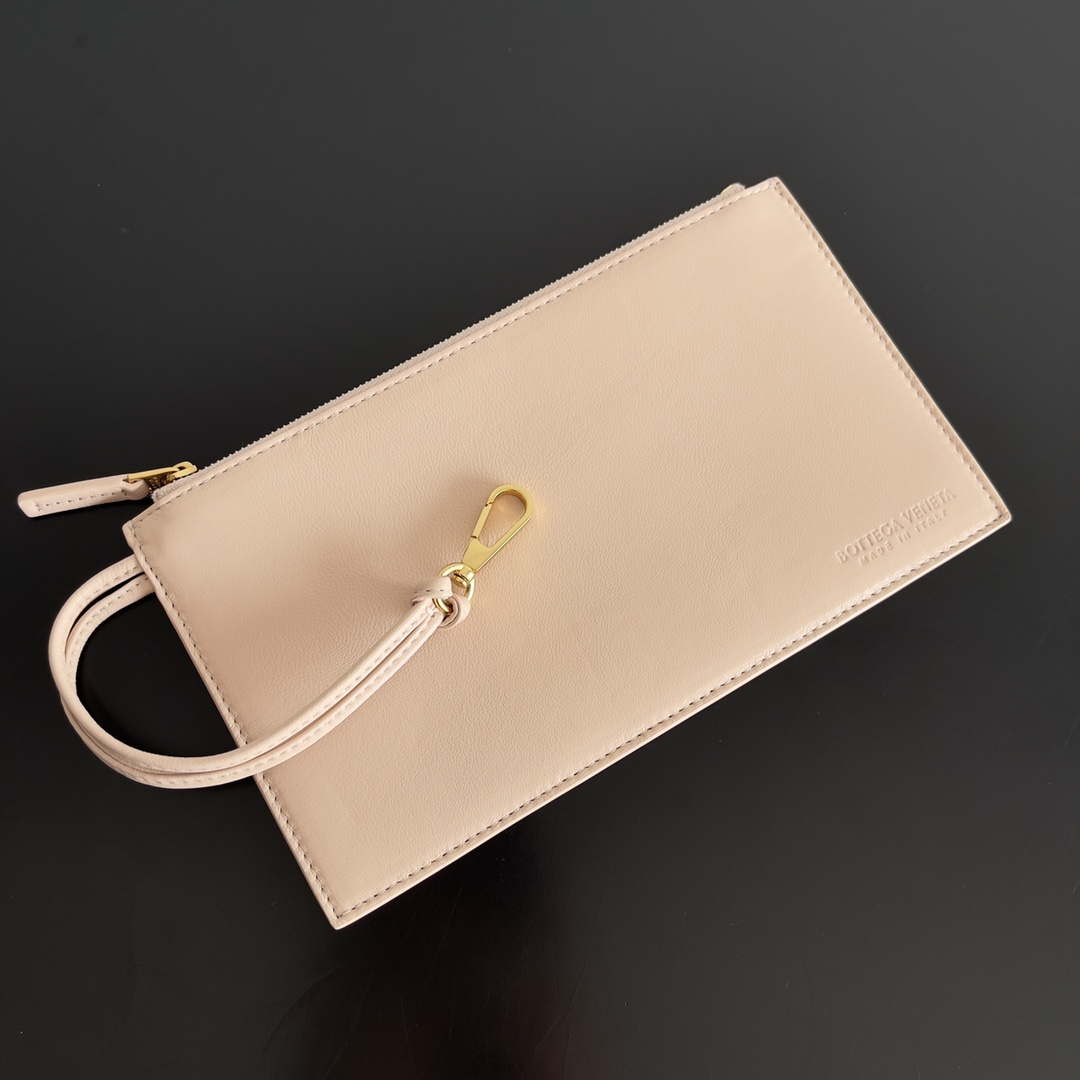 Bottega Veneta BV 608811 Large Cabat Bag Bv0025 - Default Title - View 7