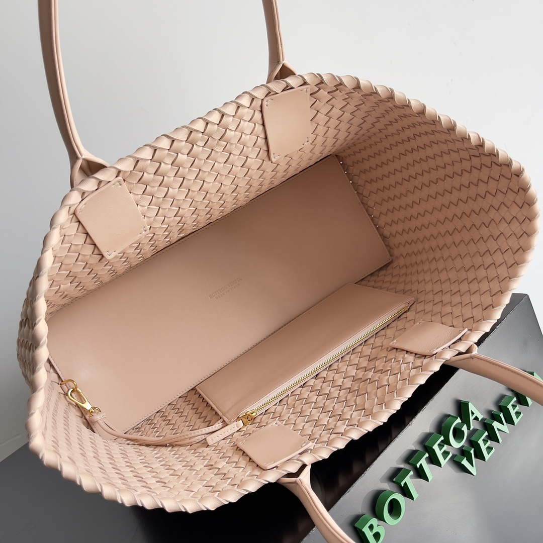 Bottega Veneta BV 608811 Large Cabat Bag Bv0025 - Default Title - View 8