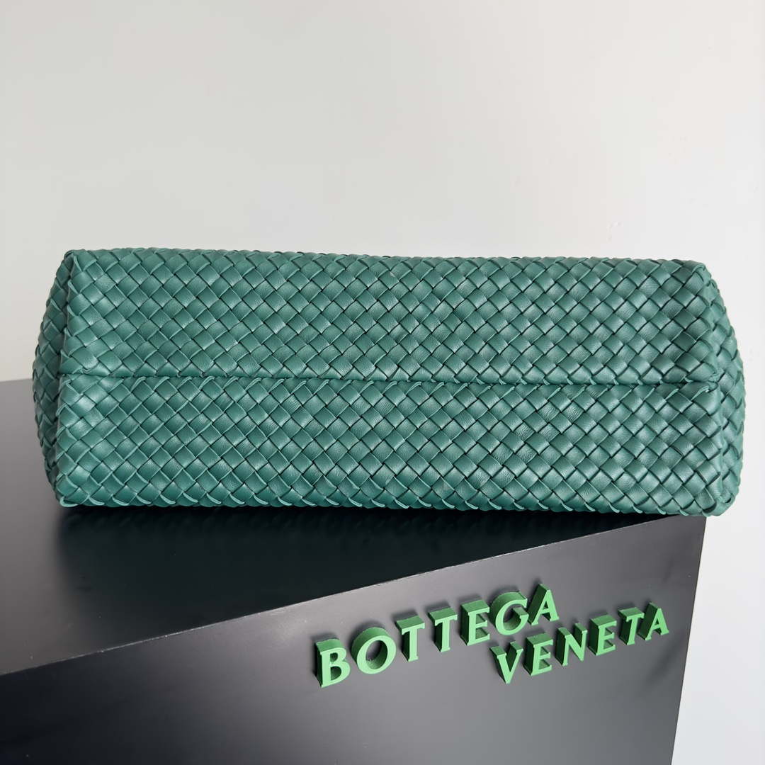 Bottega Veneta BV 608811 Large Cabat Bag Bv0026 - Default Title - View 5