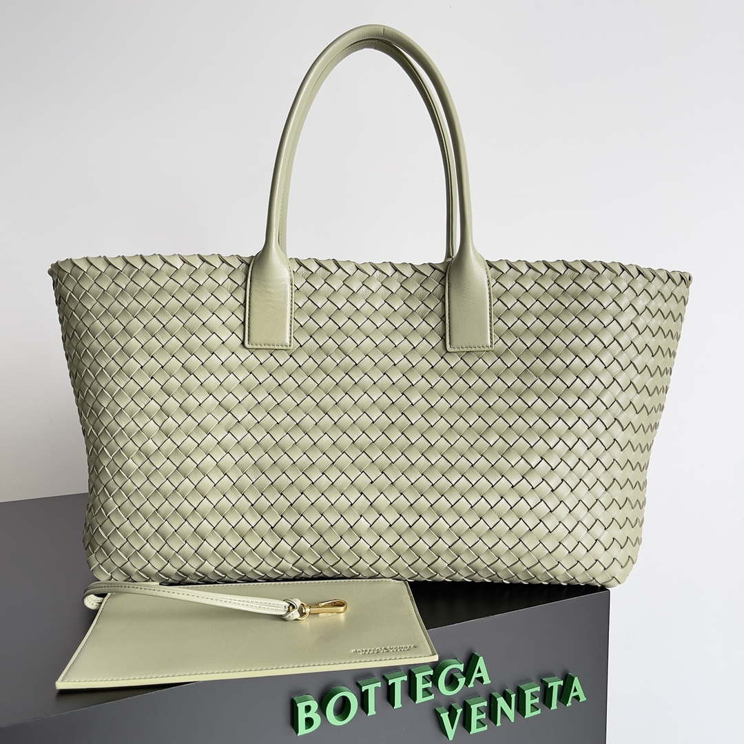 Bottega Veneta BV 608811 Large Cabat Bag Bv0028 - Default Title - View 1