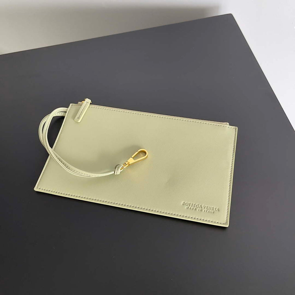 Bottega Veneta BV 608811 Large Cabat Bag Bv0028