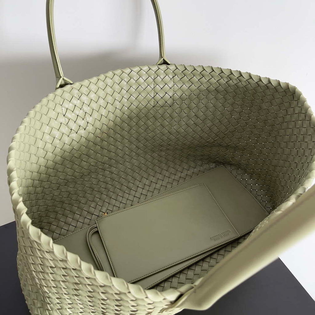 Bottega Veneta BV 608811 Large Cabat Bag Bv0028