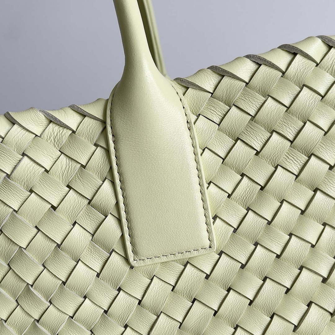 Bottega Veneta BV 608811 Large Cabat Bag Bv0030 - Default Title - View 2