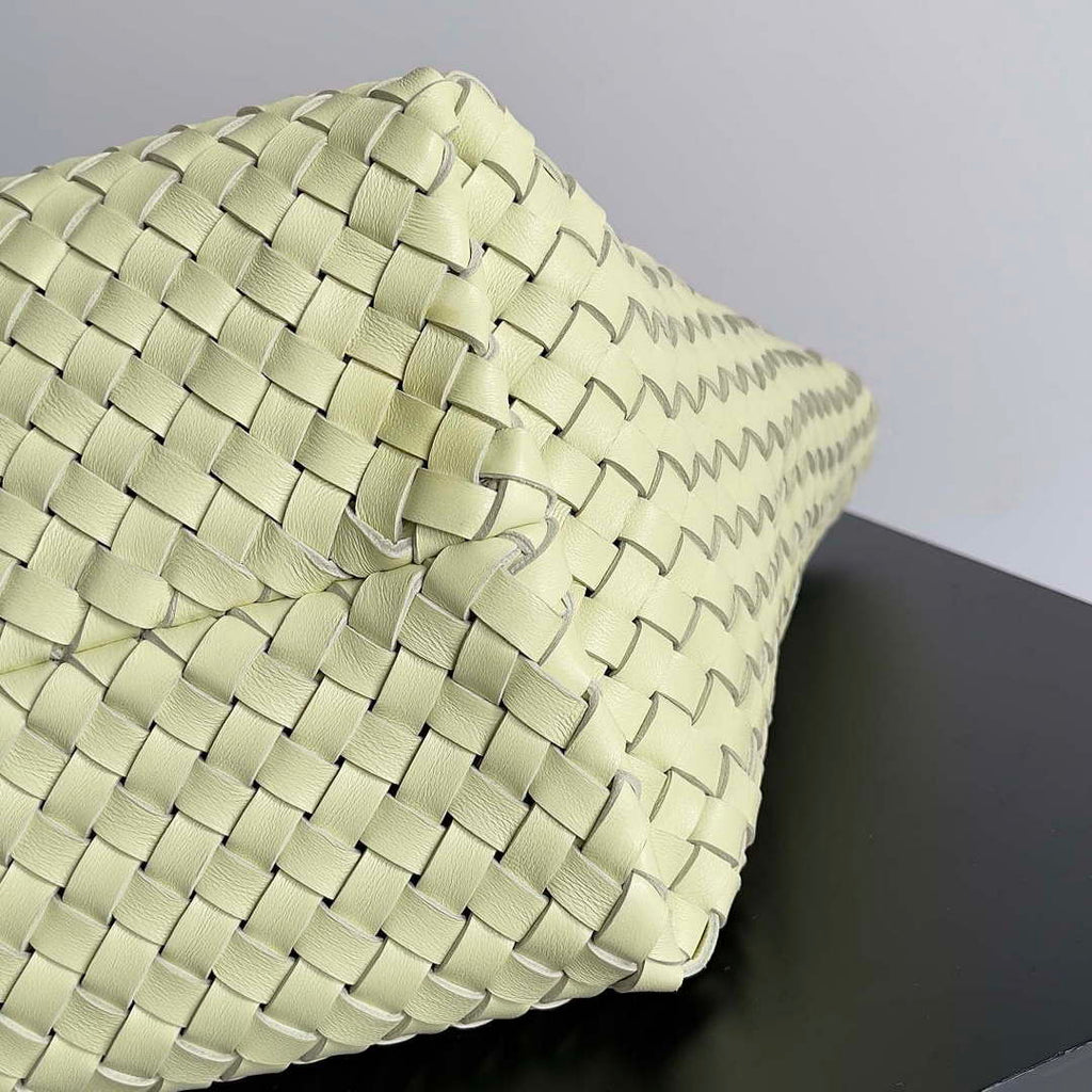 Bottega Veneta BV 608811 Large Cabat Bag Bv0030
