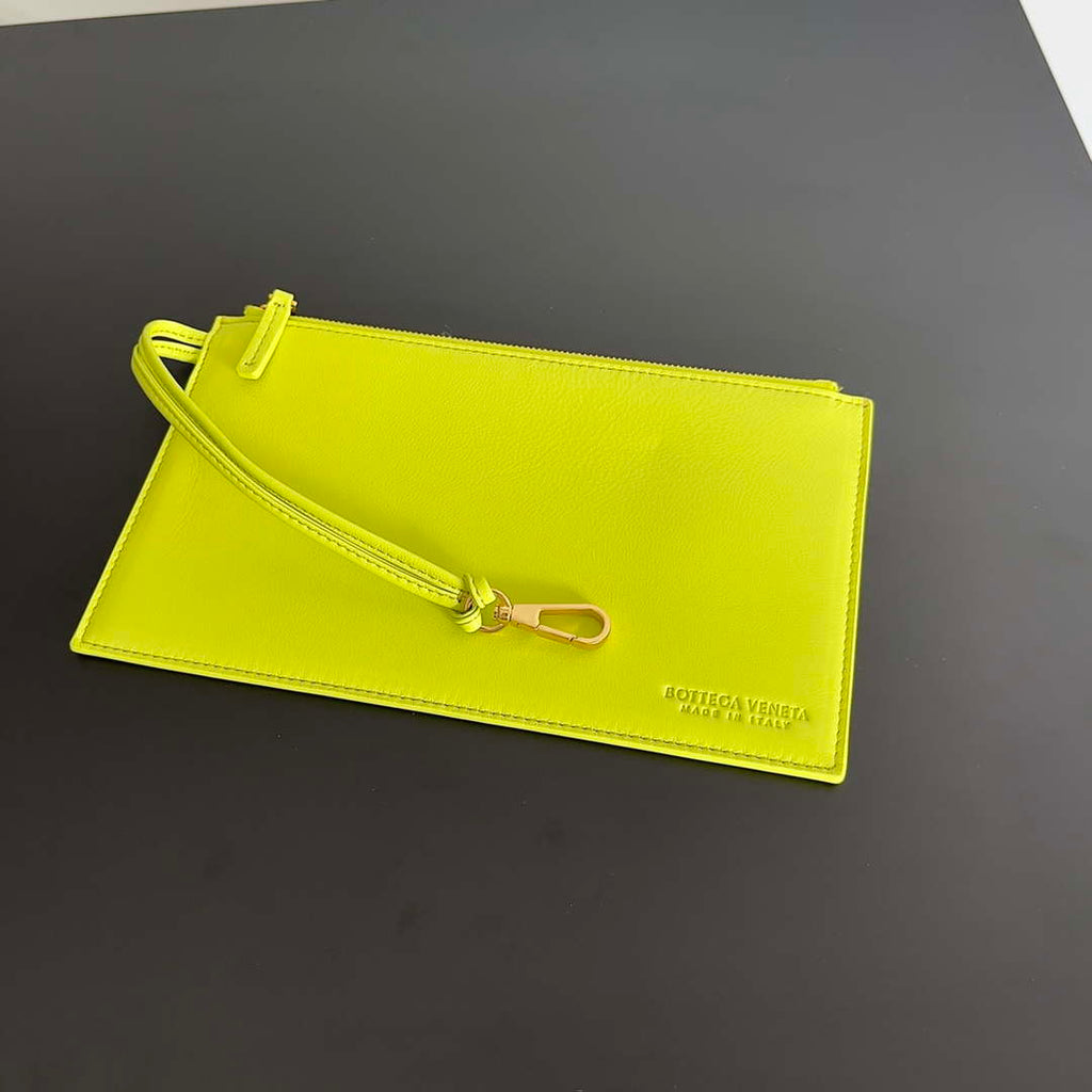 Bottega Veneta BV 608811 Large Cabat Bag Bv0031