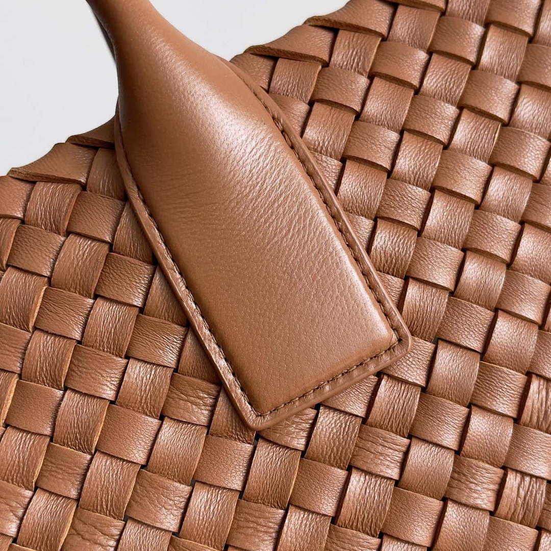 Bottega Veneta BV 608811 Large Cabat Bag Bv0032 - Default Title - View 5