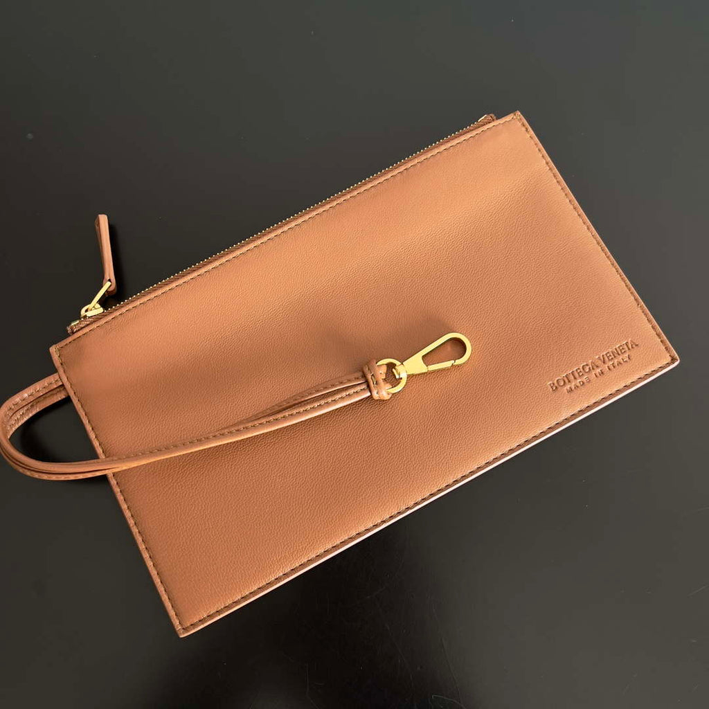 Bottega Veneta BV 608811 Large Cabat Bag Bv0032