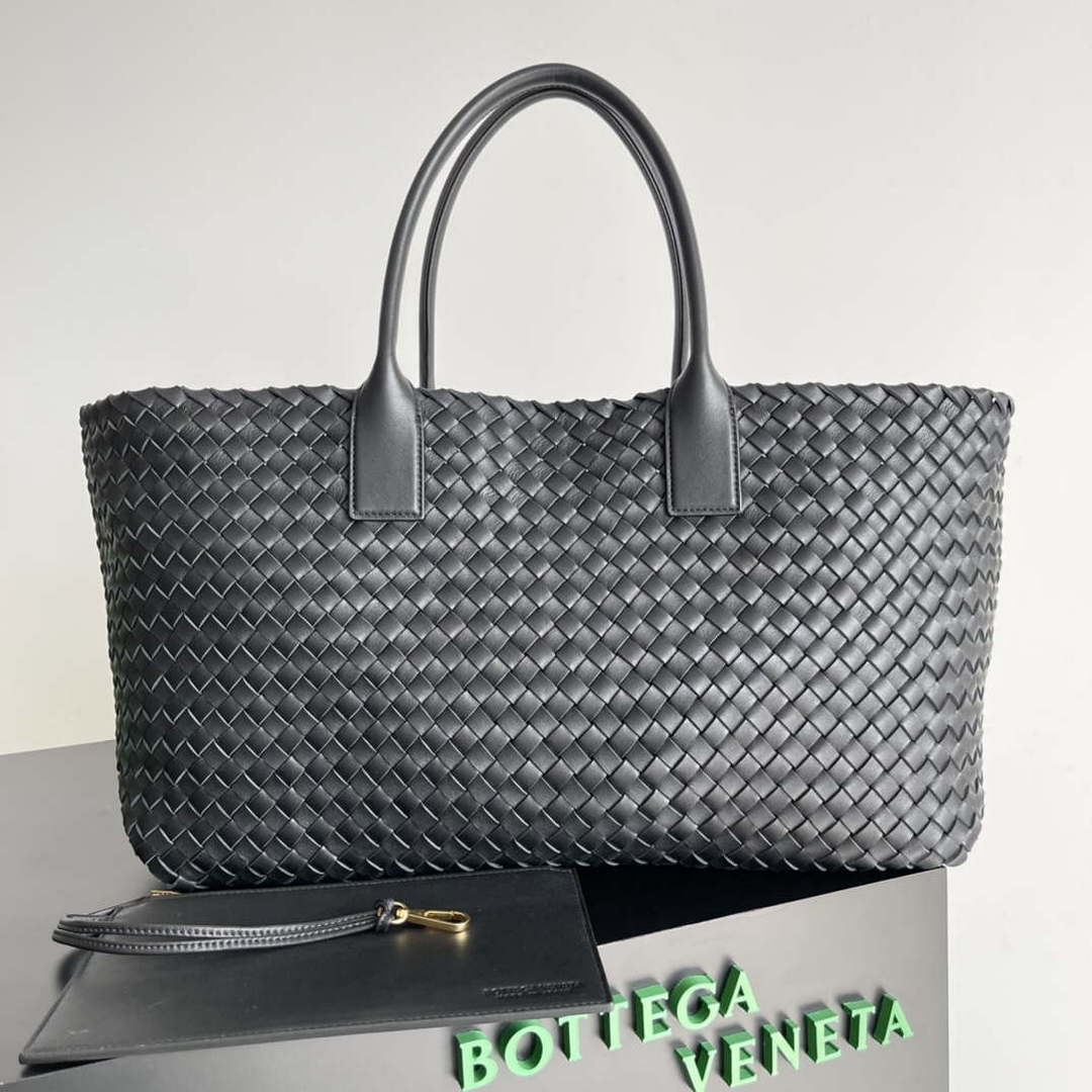 Bottega Veneta BV 608811 Large Cabat Bag Bv0033 - Default Title - View 1