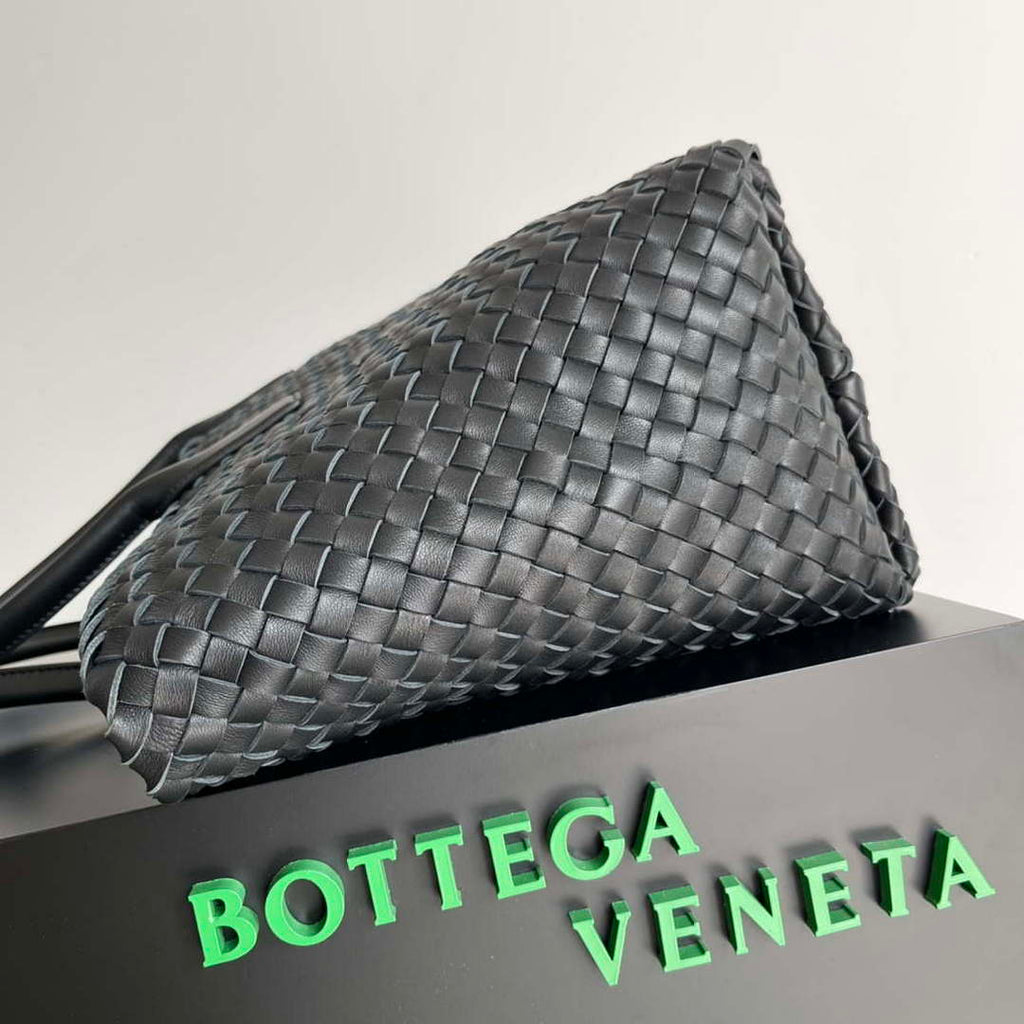 Bottega Veneta BV 608811 Large Cabat Bag Bv0033