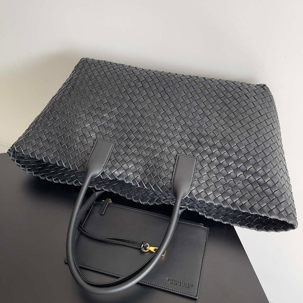 Bottega Veneta BV 608811 Large Cabat Bag Bv0033