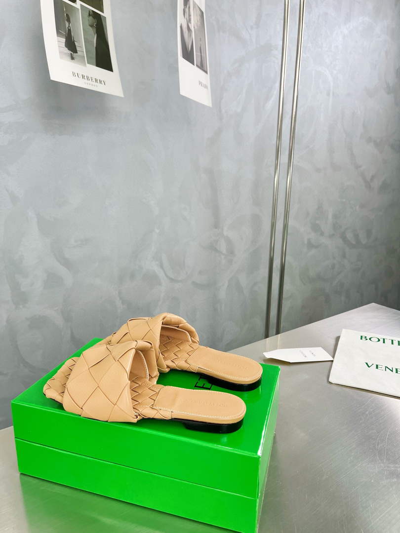 Bottega Veneta BV 608853 Women's Lido Slipper V1AH05728