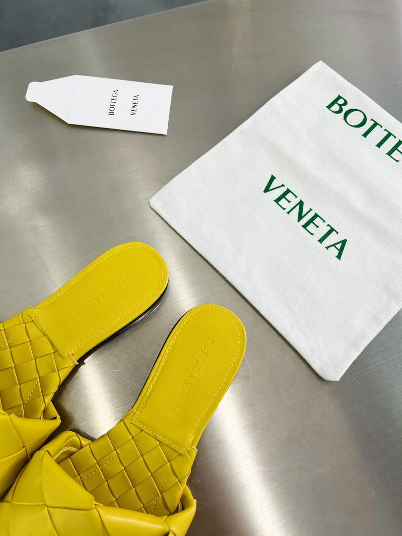 Bottega Veneta BV 608853 Women's Lido Slipper V1AH05729