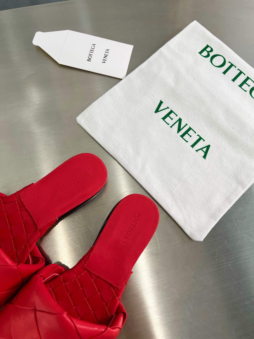 Bottega Veneta BV 608853 Women's Lido Slipper V1AH05730