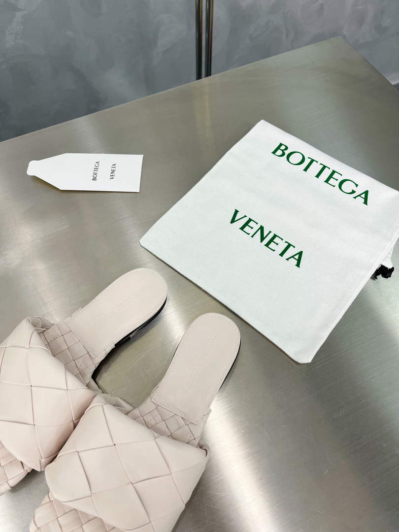 Bottega Veneta BV 608853 Women's Lido Slipper V1AH05738
