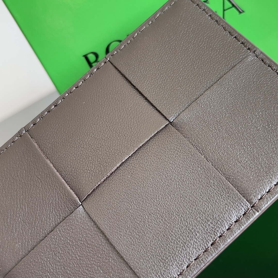 Bottega Veneta BV 649597 Cassette Credit Card Case bv70030