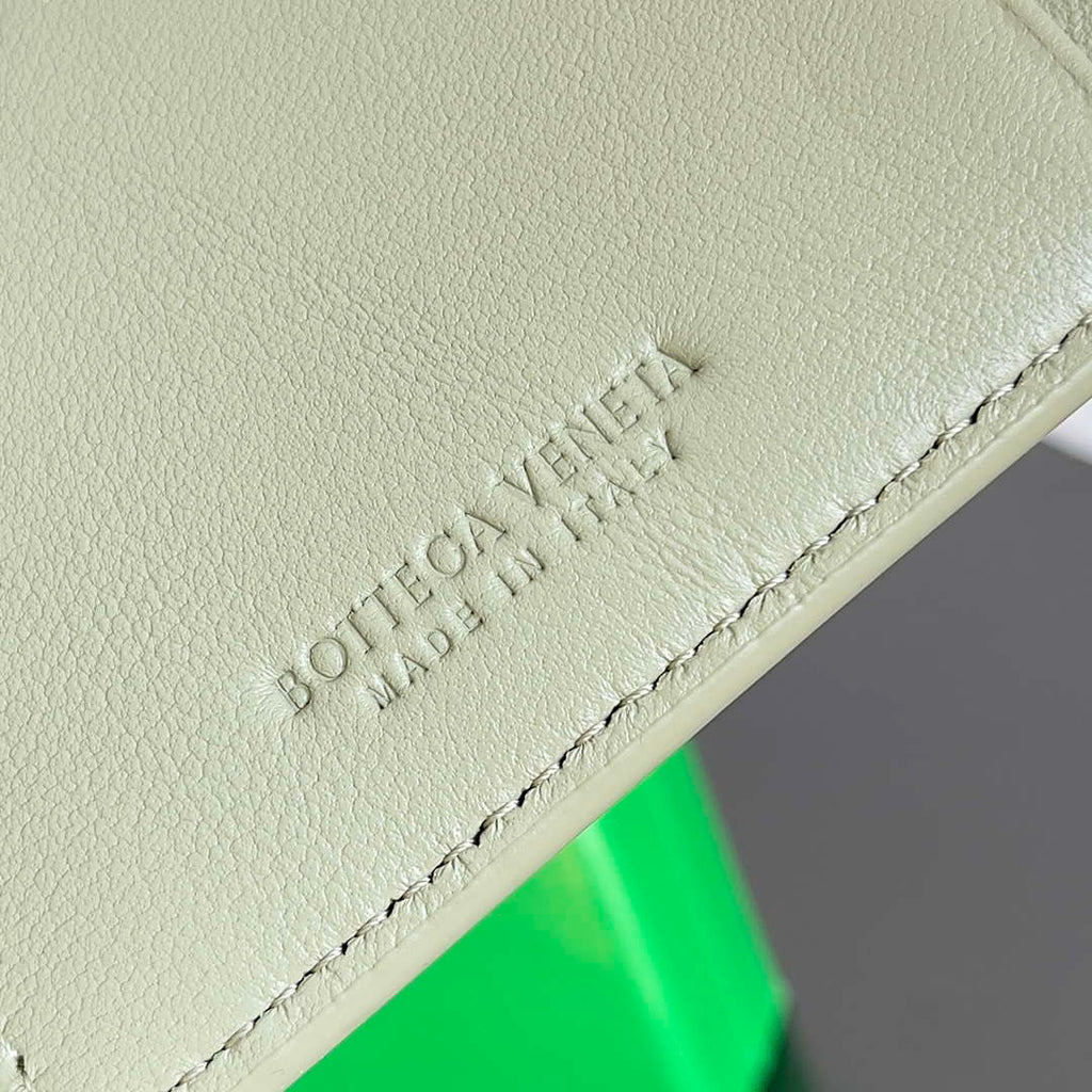 Bottega Veneta BV 649597 Cassette Credit Card Case bv70034