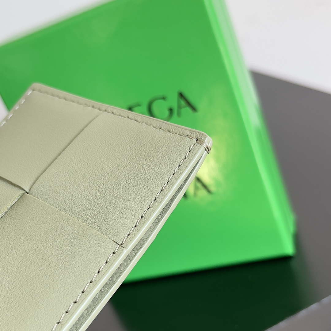 Bottega Veneta BV 649597 Cassette Credit Card Case bv70034