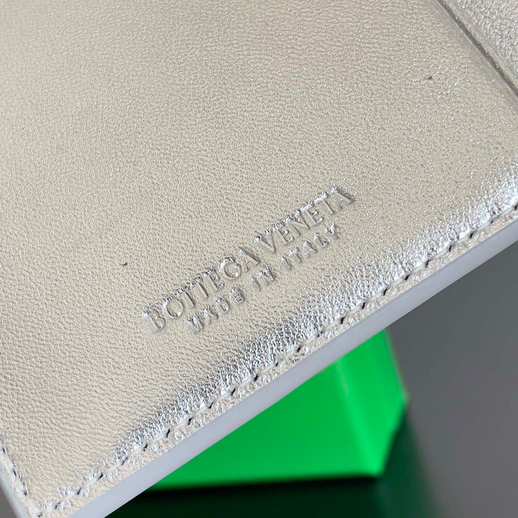 Bottega Veneta BV 649597 Cassette Credit Card Case bv70035