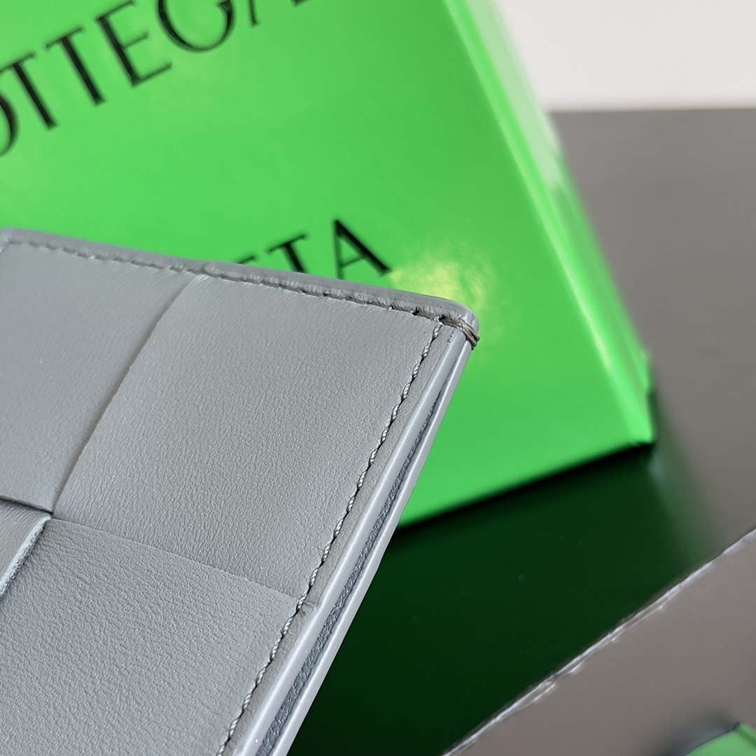 Bottega Veneta BV 649597 Cassette Credit Card Case bv70037