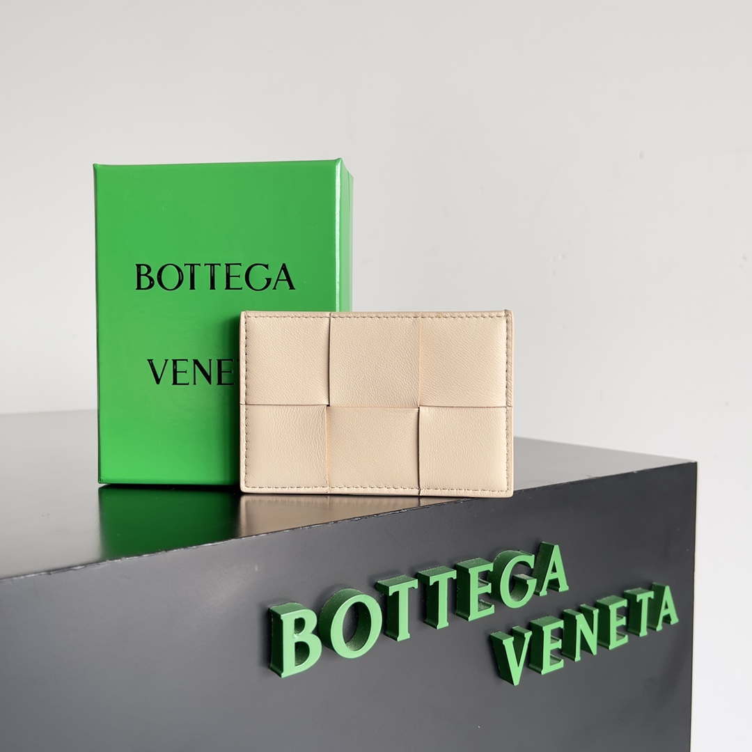 Bottega Veneta BV 649597 Cassette Credit Card Case bv70038 - Default Title - View 1