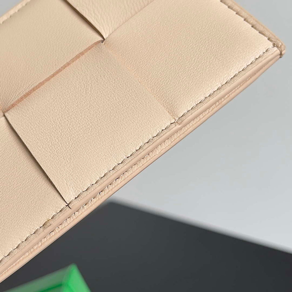 Bottega Veneta BV 649597 Cassette Credit Card Case bv70038