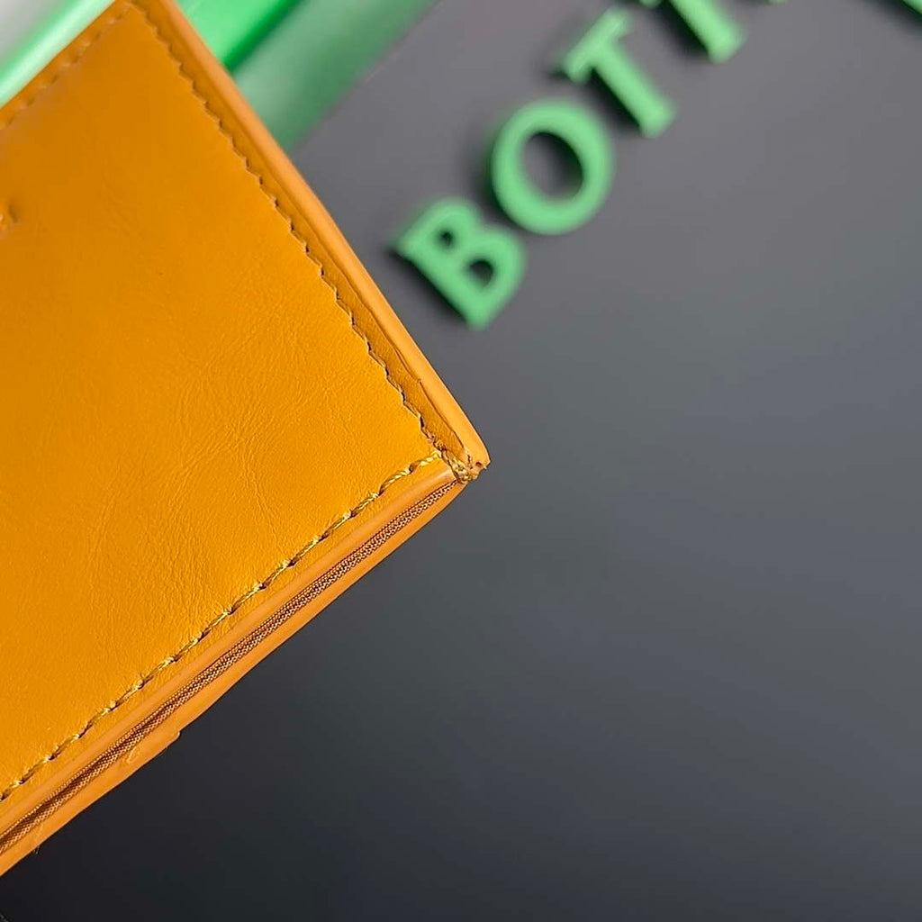Bottega Veneta BV 649597 Cassette Credit Card Case bv70040