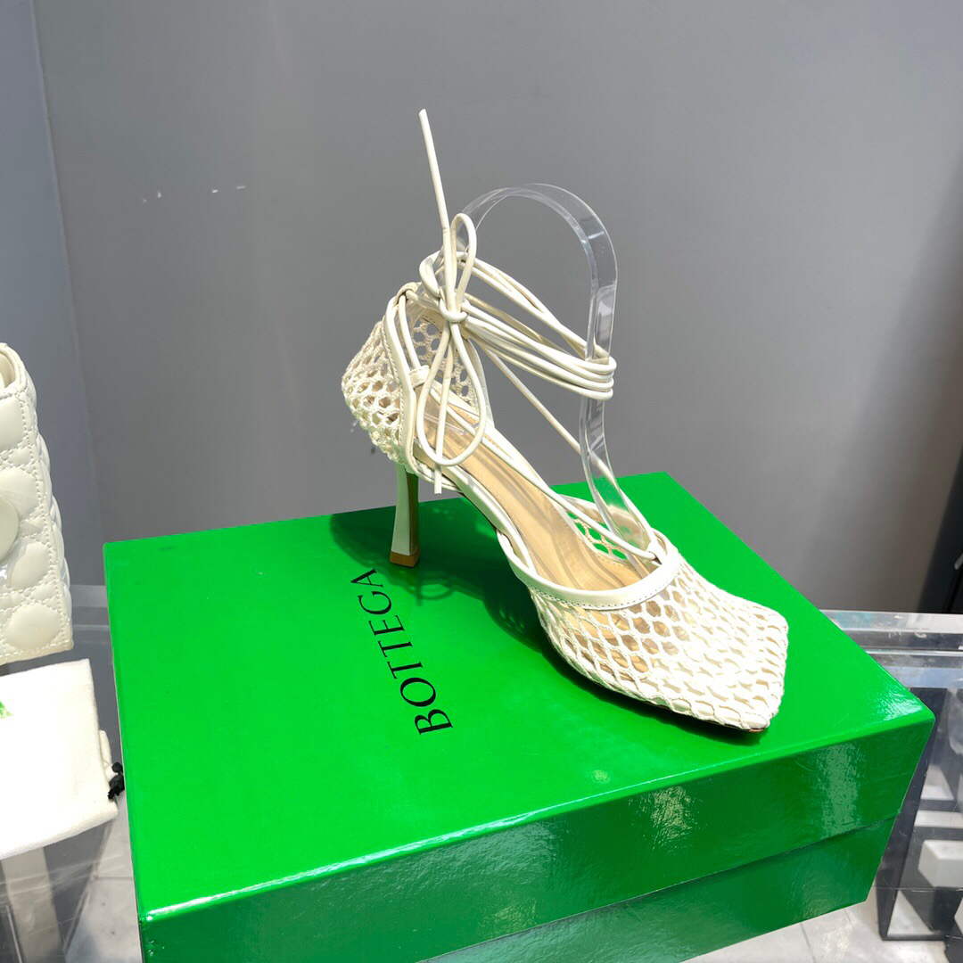 Bottega Veneta BV 651388 Mesh and Leather Sandals VBSD35966
