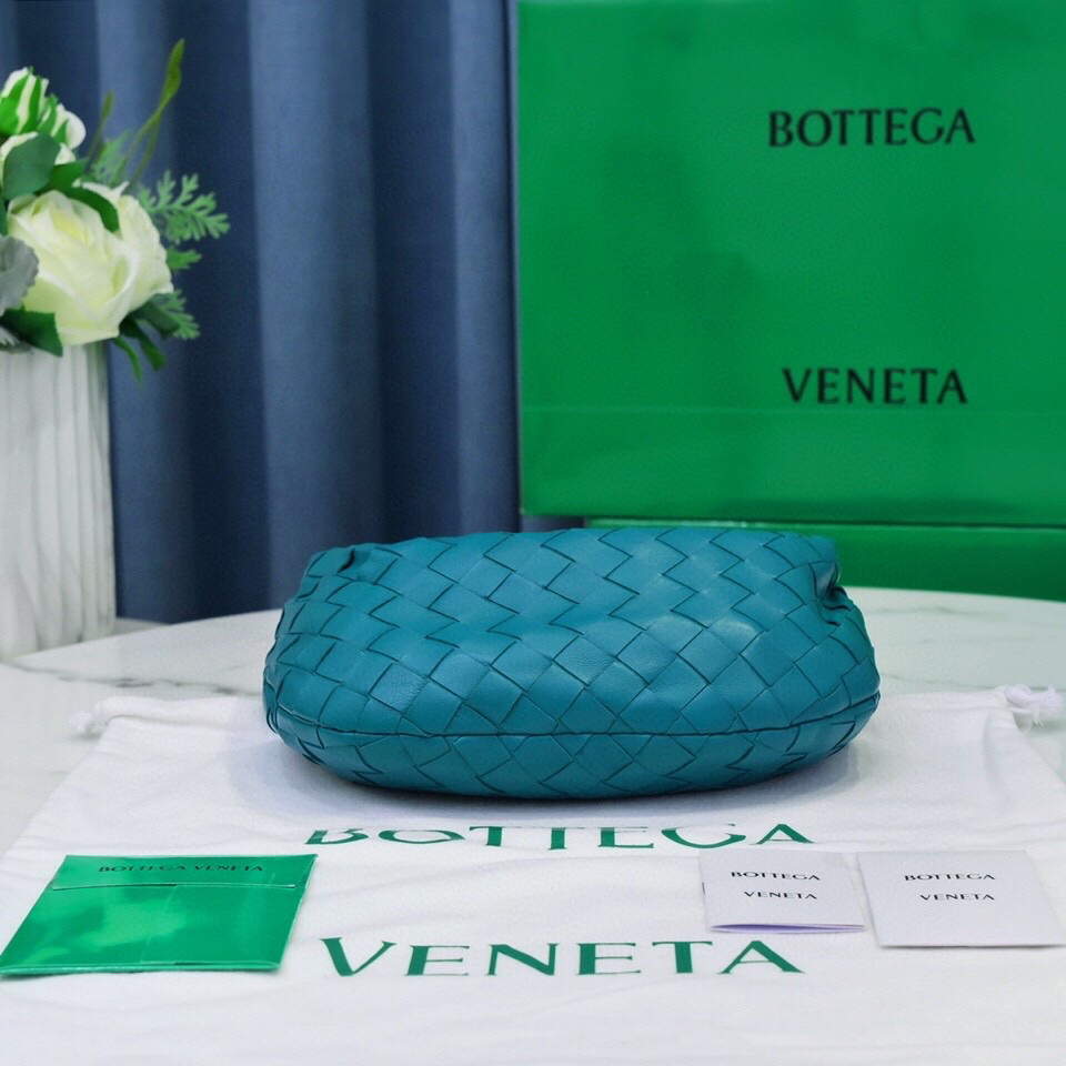 Bottega Veneta BV 651876 mini Jodie Blue