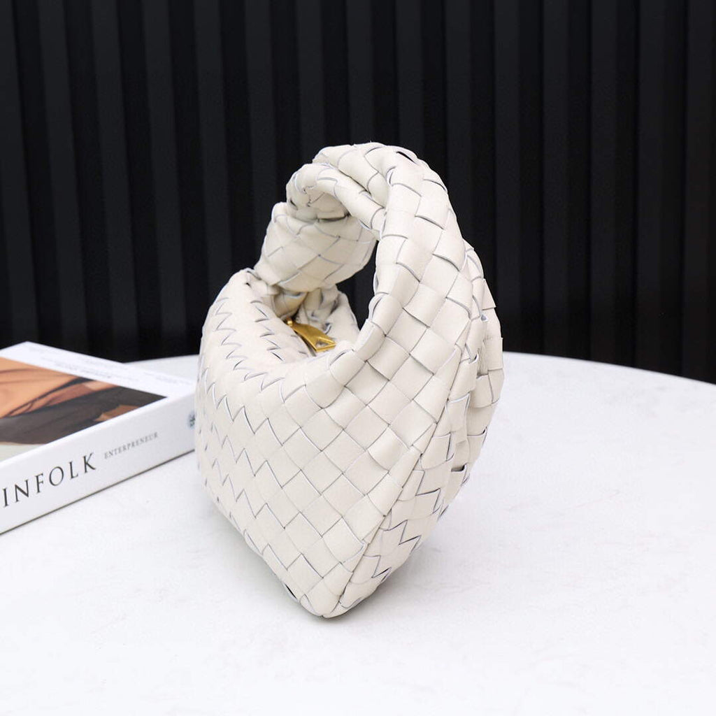 Bottega Veneta BV 651876 mini Jodie Beige