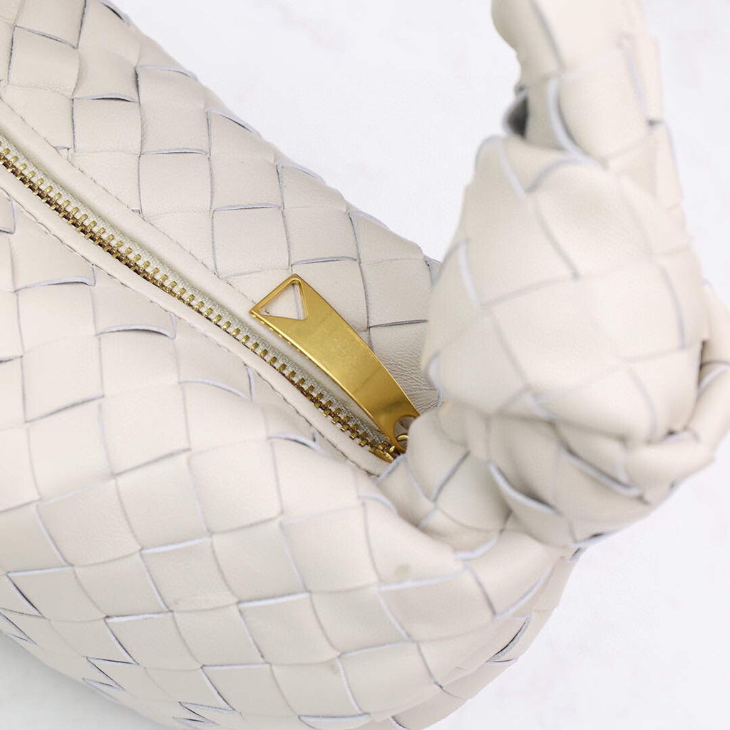 Bottega Veneta BV 651876 mini Jodie Beige