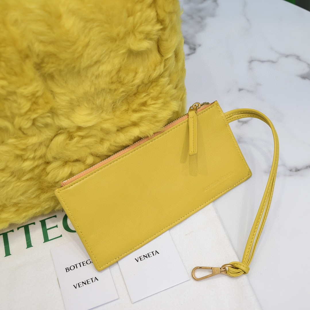 Bottega Veneta BV 652867 Arco Tote Intreccio shearling Yellow - Default Title - View 4