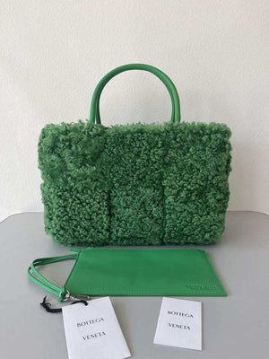 Bottega Veneta BV 652867 Arco Tote Intreccio shearling Dark Green - Default Title - View 1