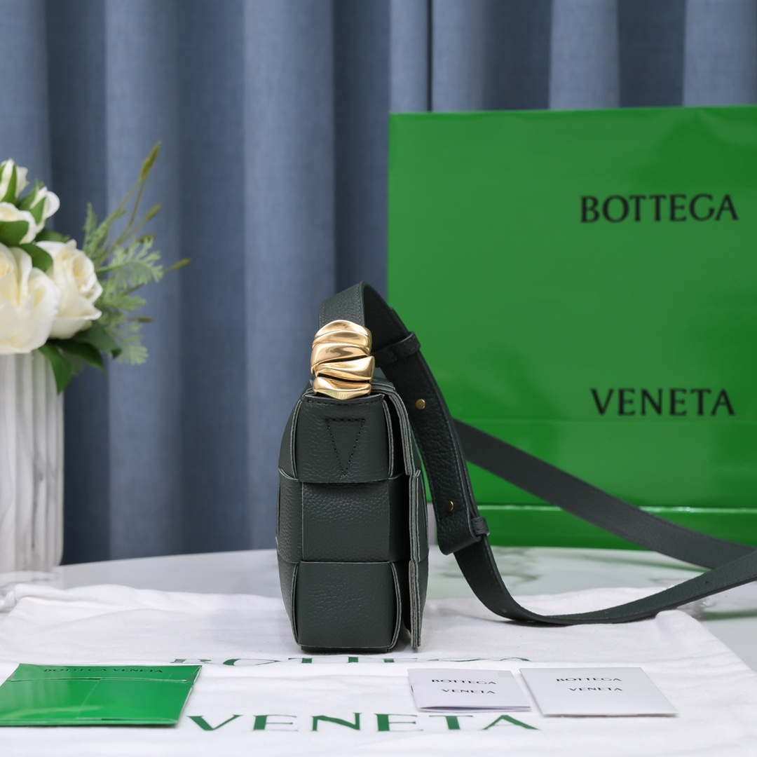 Bottega Veneta BV 666870 Cassette Intreccio grained leather cross-body bag Dark Green - Default Title - View 3