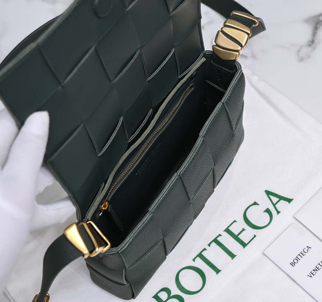 Bottega Veneta BV 666870 Cassette Intreccio grained leather cross-body bag Dark Green