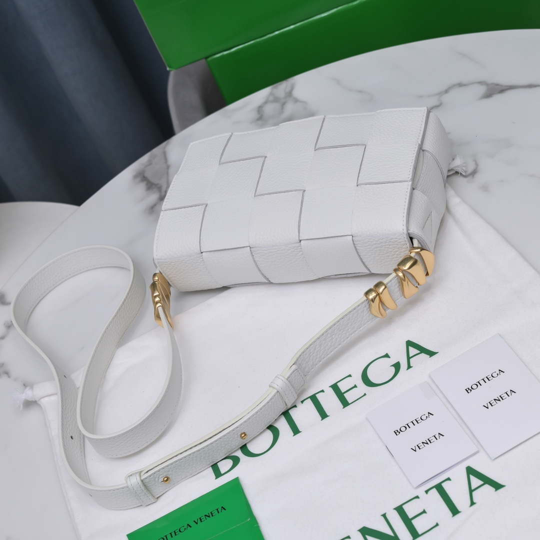 Bottega Veneta BV 666870 Cassette Intreccio grained leather cross-body bag White - Default Title - View 3