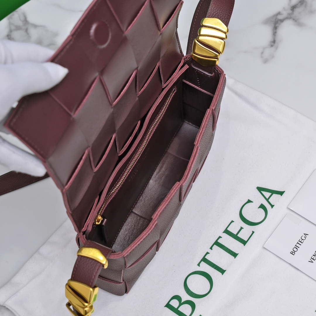 Bottega Veneta BV 666870 Cassette Intreccio grained leather cross-body bag Wine Red - Default Title - View 7