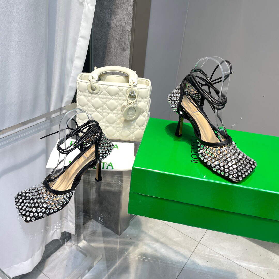 Bottega Veneta BV 667206 Rhinestone mesh and leather sandals V0GU11014