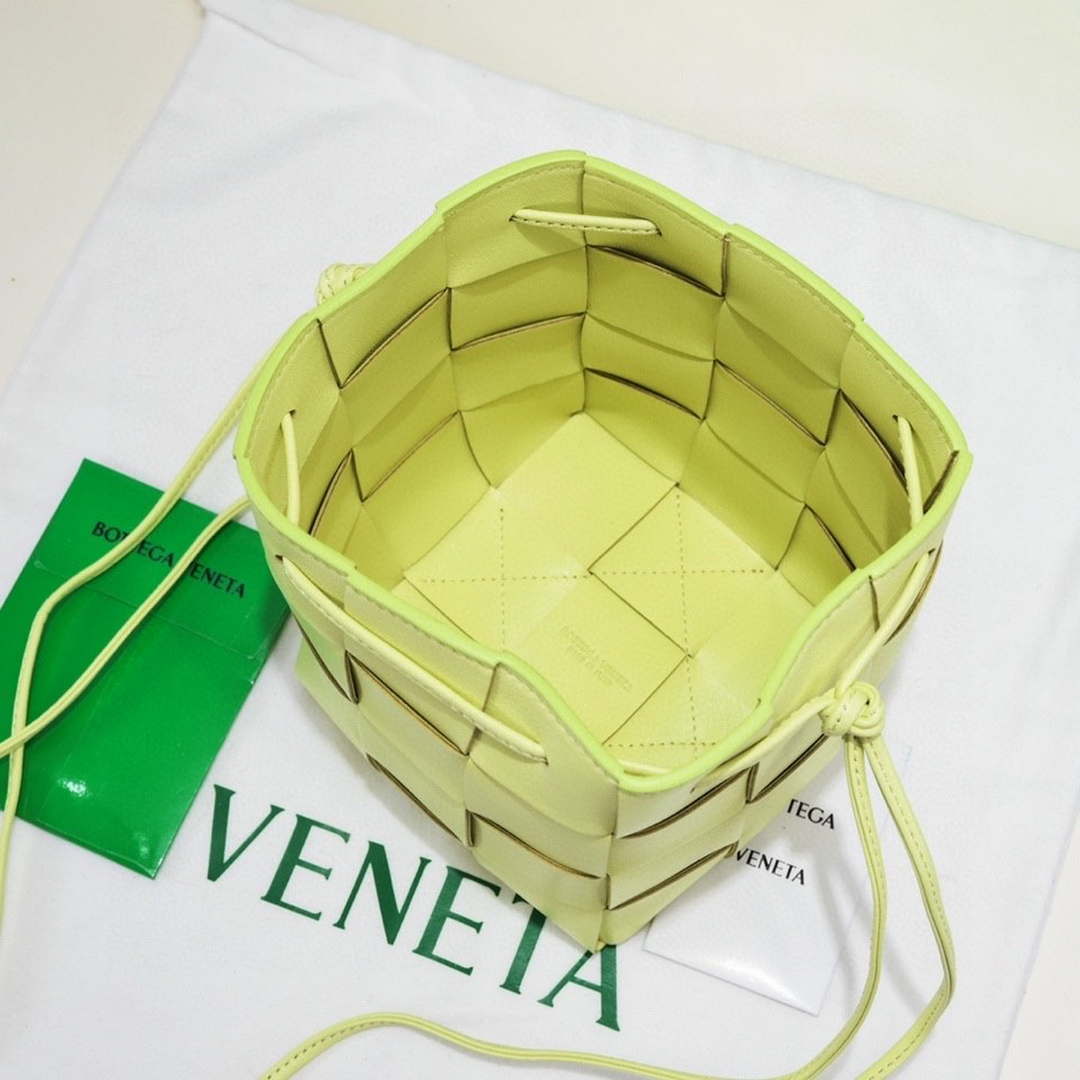 Bottega Veneta BV 680218 Small Cassette Cross-Body Bucket Yellow - Default Title - View 8