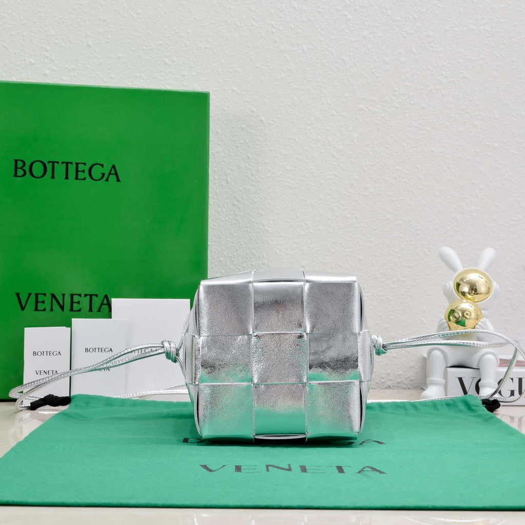 Bottega Veneta BV 680218 Small Cassette Cross-Body Bucket Silver