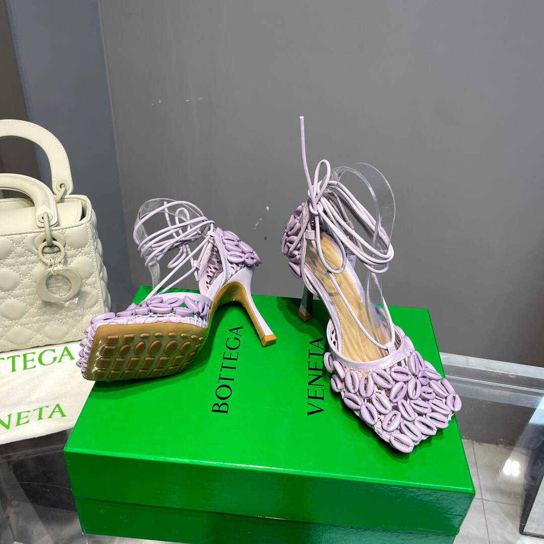 Bottega Veneta BV 690026 Hand-embroidered shell mesh and leather sandals