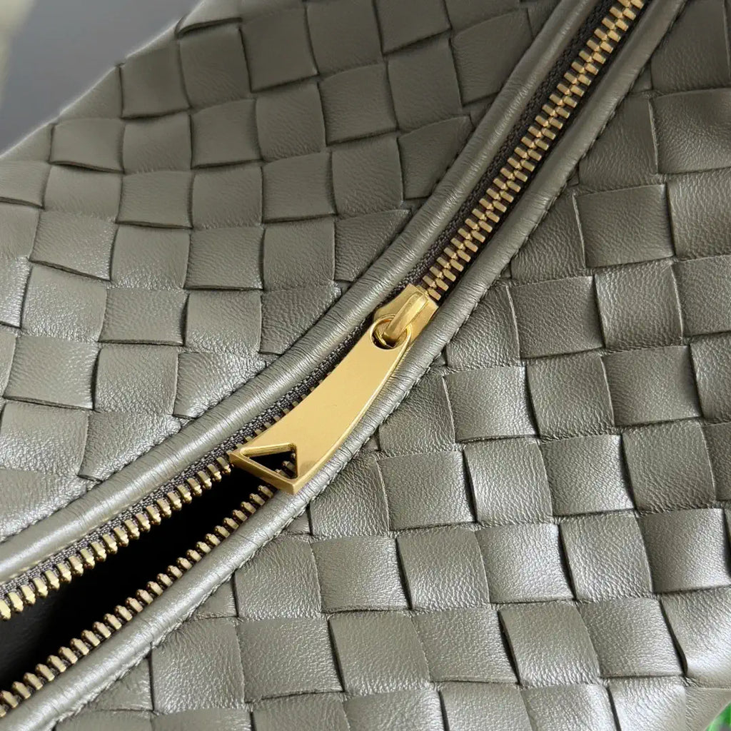 Bottega Veneta BV 690225 Small Jodie BV9101
