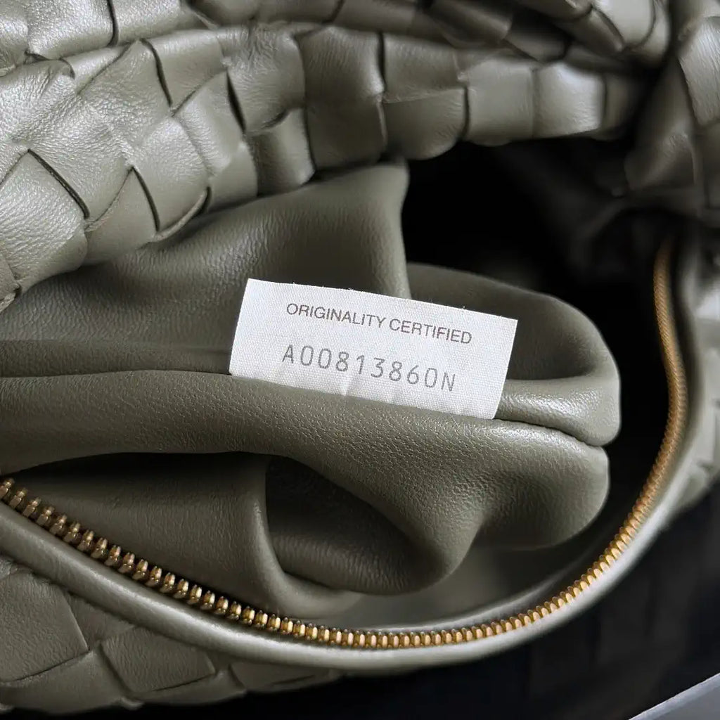 Bottega Veneta BV 690225 Small Jodie BV9101