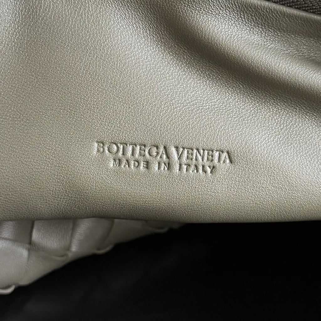 Bottega Veneta BV 690225 Small Jodie BV9101