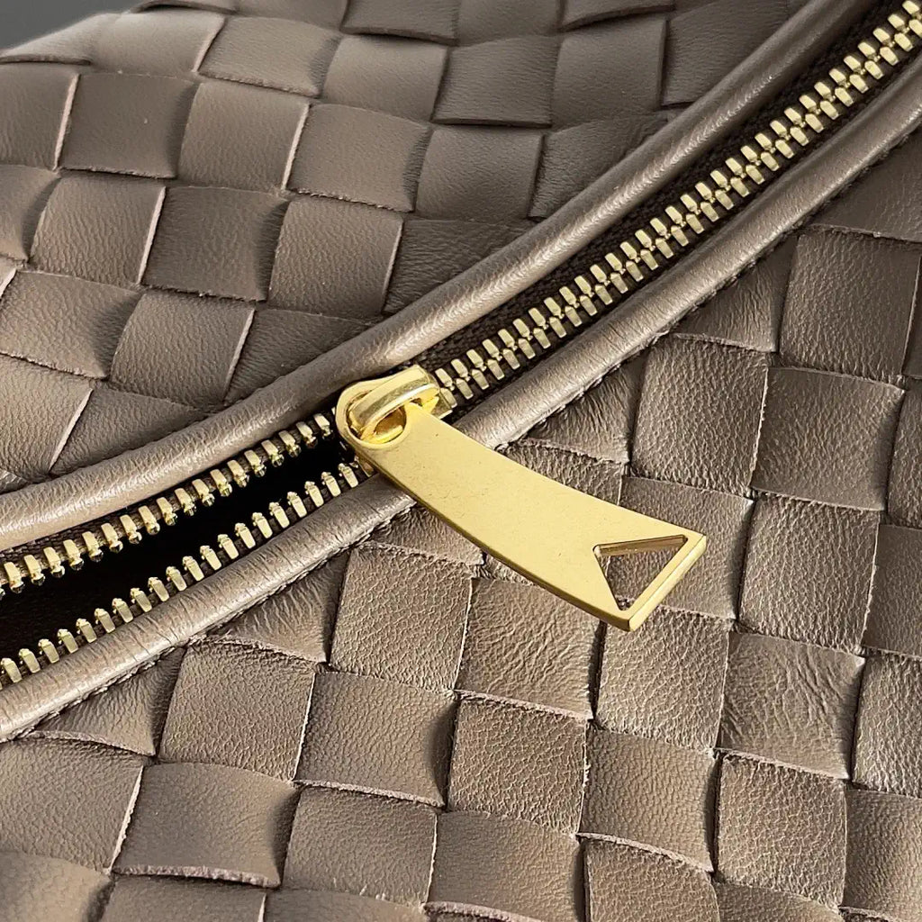 Bottega Veneta BV 690225 Small Jodie BV9102